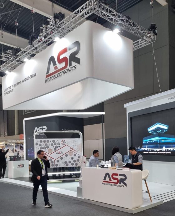 Technology exhibition stand project delivered for a global B2B trade show, featuring custom design, fabrication and on-site installation, GITEX exhibition stand contractor